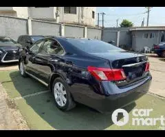 Neatly Used 2007 Lexus ES 350 Blue