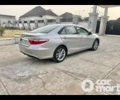 Foreign used 2017 Toyota Camry SE