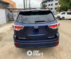 Used Toyota Highlander 2015