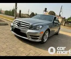 Super clean 2014 Mercedes Benz C300