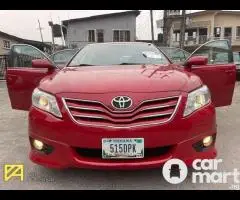 2011 Toyota Camry SE V6