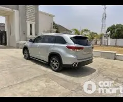 Used 2018 Toyota Highlander