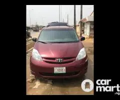 Used 2008 Toyota Sienna Toks