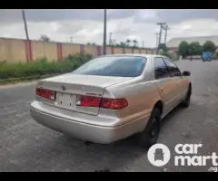 Used Toyota Camry 2001