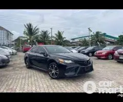 Tokunbo 2018 Toyota Camry SE