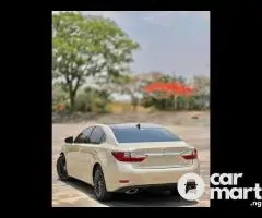 Foreign used 2017 Lexus ES350