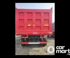 Clean Tokunbo HOWO 371 Tyres DumpTruck