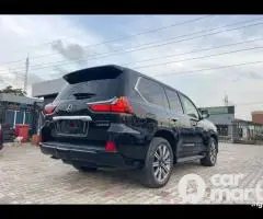 Tokunbo 2017 Lexus LX570