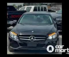 Tokunbo 2015 Mercedes Benz C300