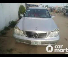 Clean 2003 Mercedes-Benz C230