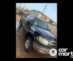 Used Toyota Pickup 2002