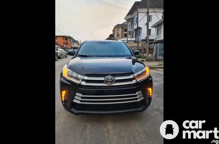 Registered 2015 Toyota Highlander XLE Upgraded to 2019