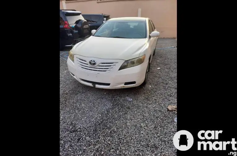 Used 2009 Toyota Camry LE