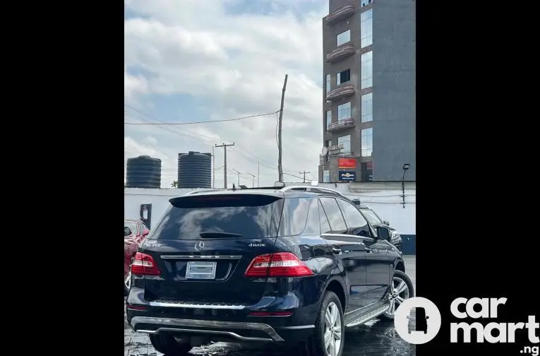 Tokunbo 2012 Mercedes Benz ML350