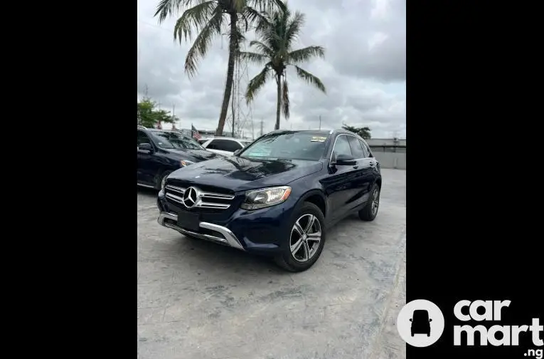 Tokunbo 2016 Mercedes Benz GLC300