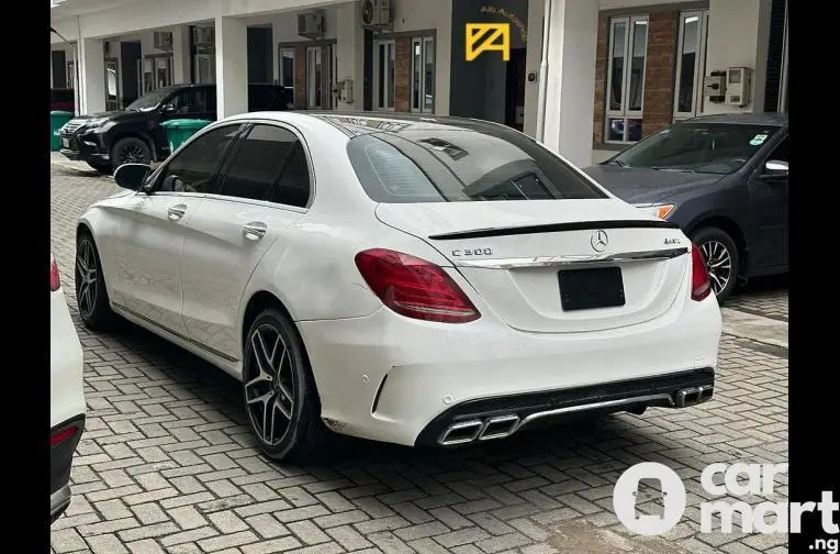 2015 Mercedes Benz C300 4Matic