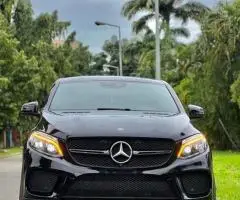 Super clean 2018 Mercedes Benz GLE43 AMG