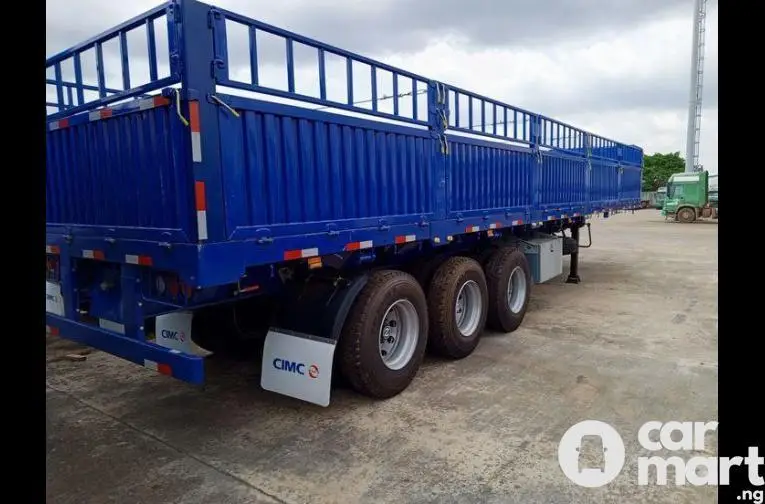 CIMC 40ft Sidewall Tri-Axle Semi Trailer