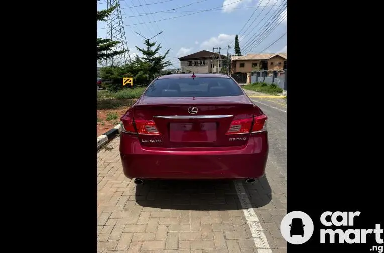 2011 Lexus ES350 Premium