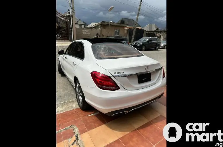 Foreign used 2016 Mercedes Benz C300