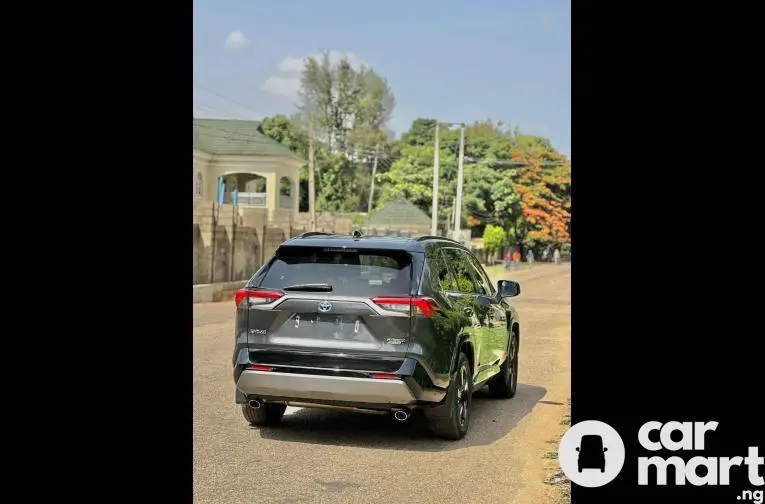 Foreign used 2019 Keyless Toyota RAV4 Hybrid