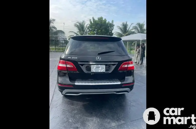 Tokunbo 2013 Mercedes Benz ML350