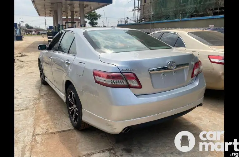 Used Toyota Camry 2010 SE