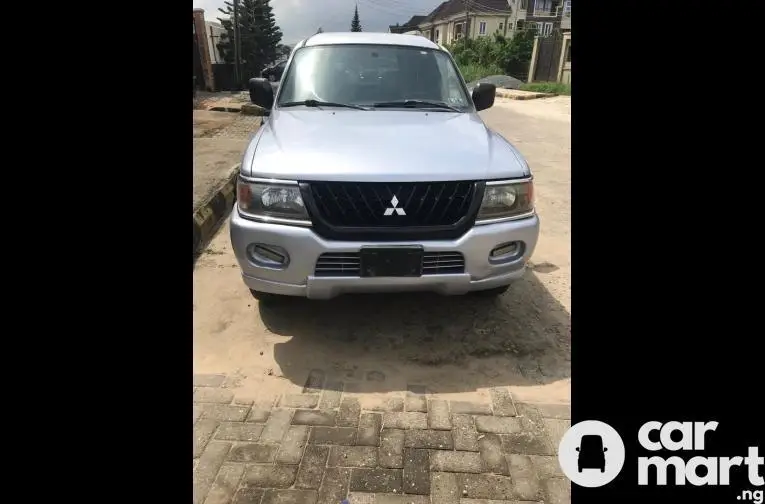 2004 Mitsubishi Montero Sport