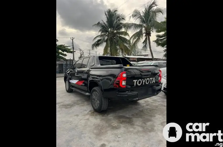 New 2023 Toyota Hilux GR (Sport)