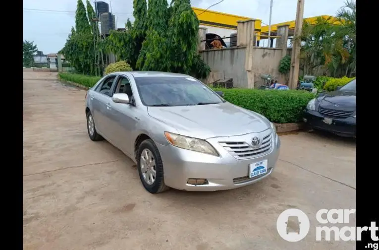 Used Toyota Camry 2007