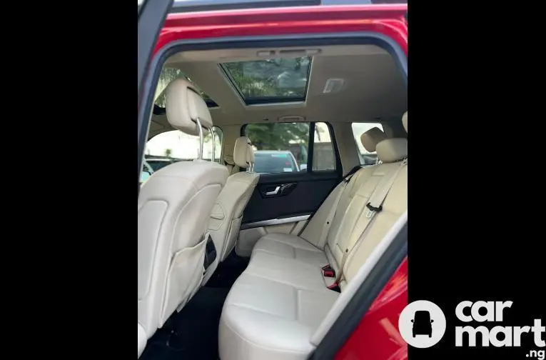 Tokunbo 2015 Mercedes Benz GLK350