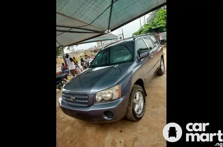 Clean Registered 2003 Toyota Highlander 4WD V6