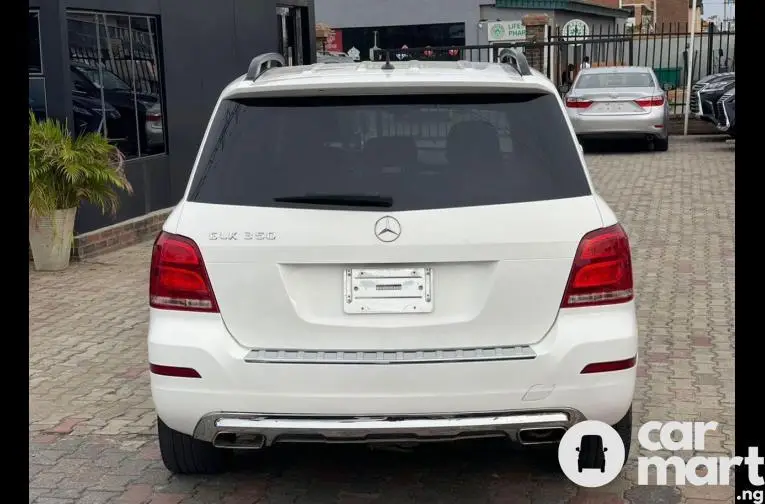 Tokunbo 2015 Mercedes Benz GLK350