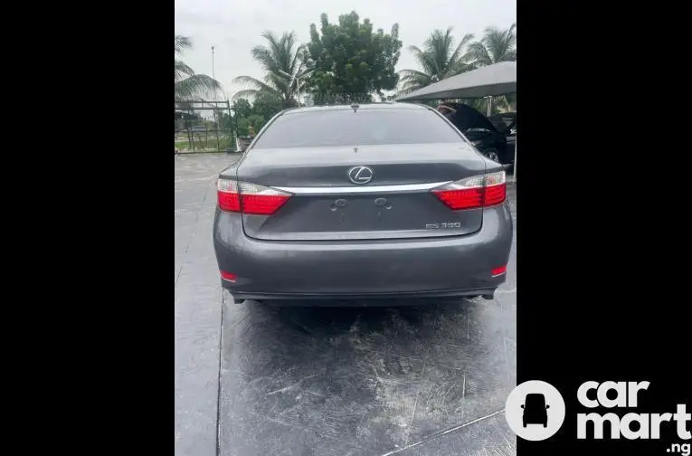 Tokunbo 2014 Lexus ES350