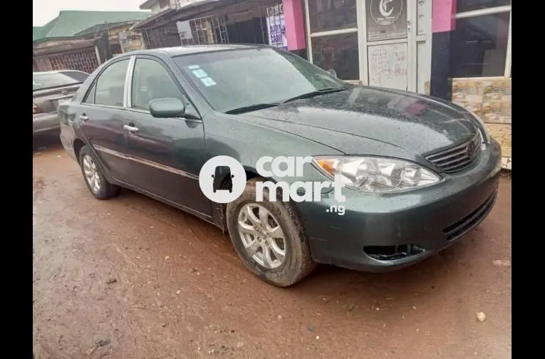 Clean Registered 2005 Toyota Camry XLE