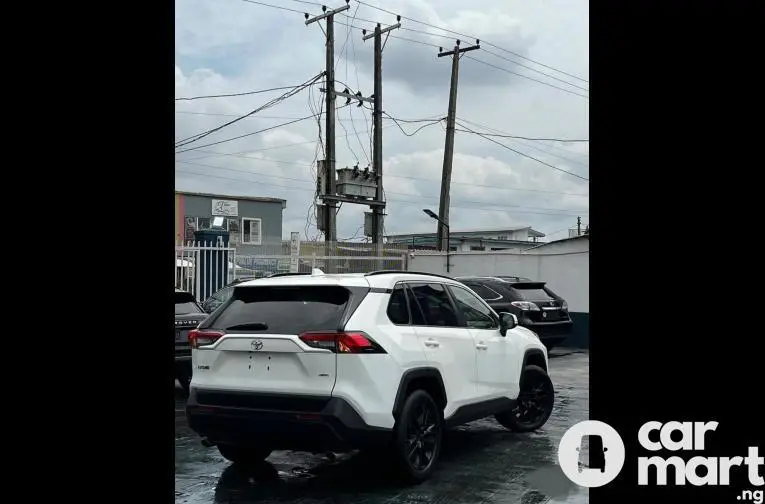 Tokunbo 2019 Toyota RAV4