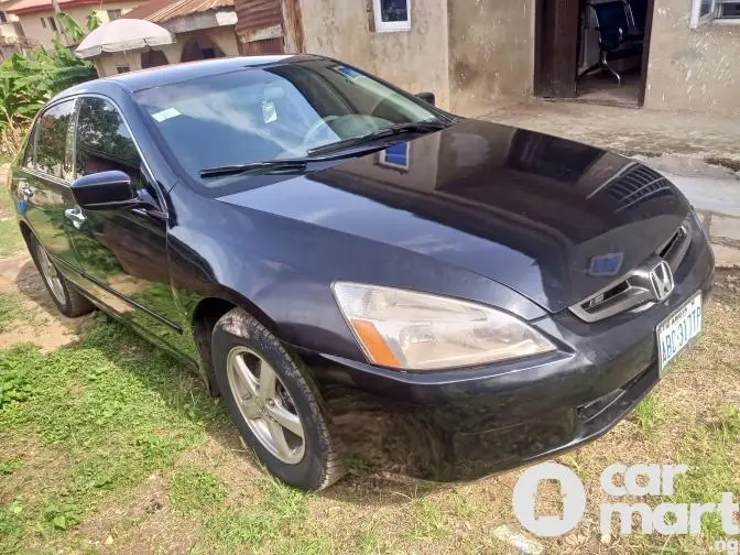 Used Honda Accord 2005