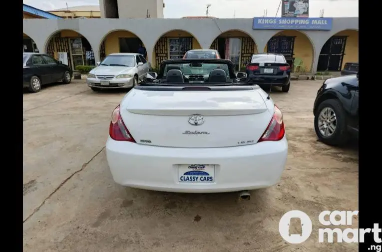 Super Clean Toyota Solara 2006