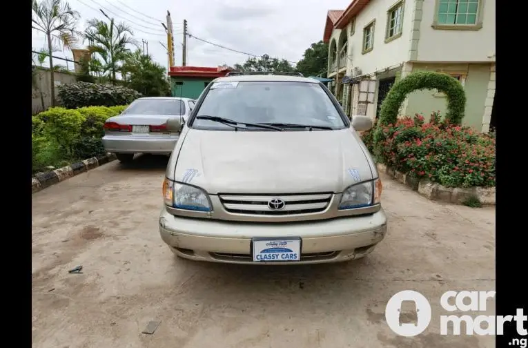 Super Clean 2001 Toyota Sienna