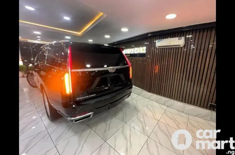 Tokunbo 2021 Cadillac Escalade 600 (Platinum Edition)