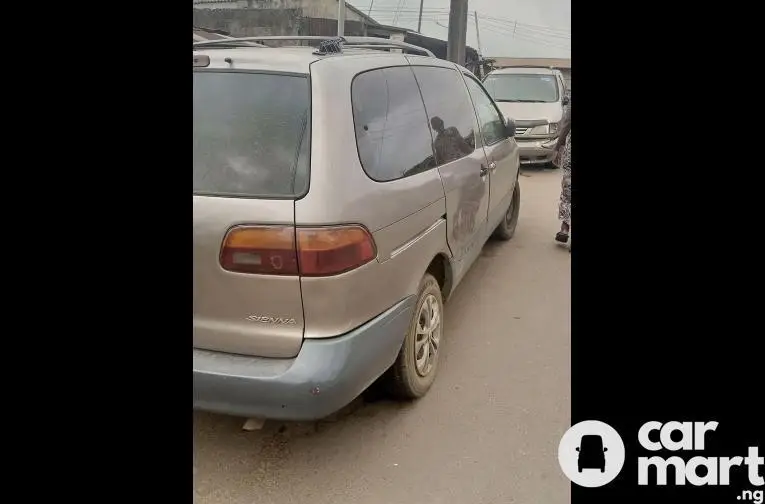 Used 2002 Toyota Sienna