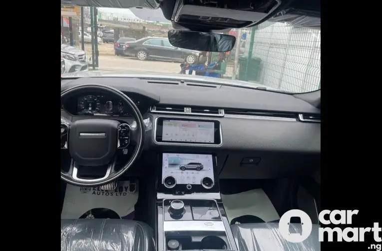 Tokunbo 2018 Range Rover Velar (P380) SE