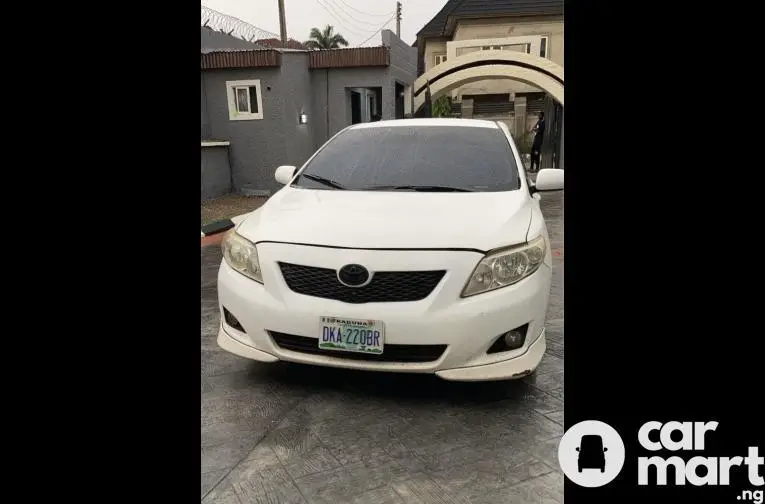 SUPER CLEAN 2009 TOYOTA COROLLA S