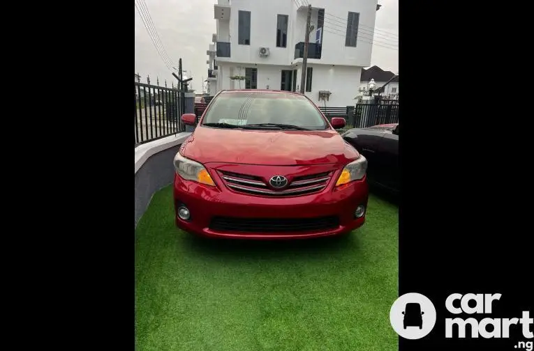 Pre-Owned 2013 Toyota Corolla