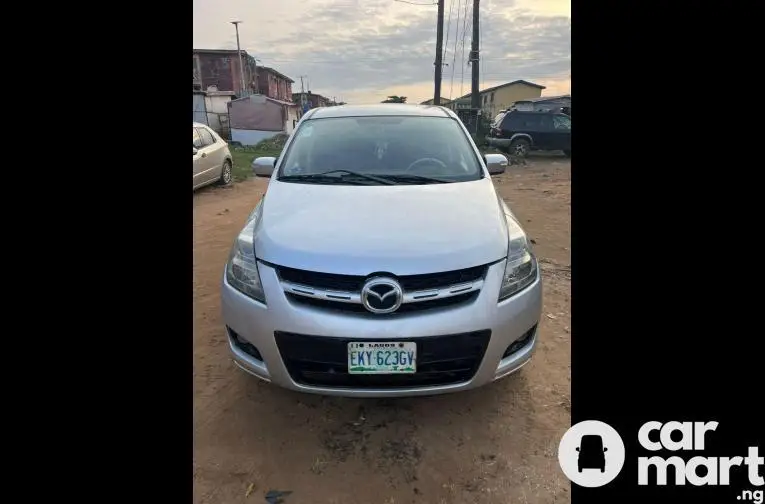 Clean Registered Mazda MPV 2009