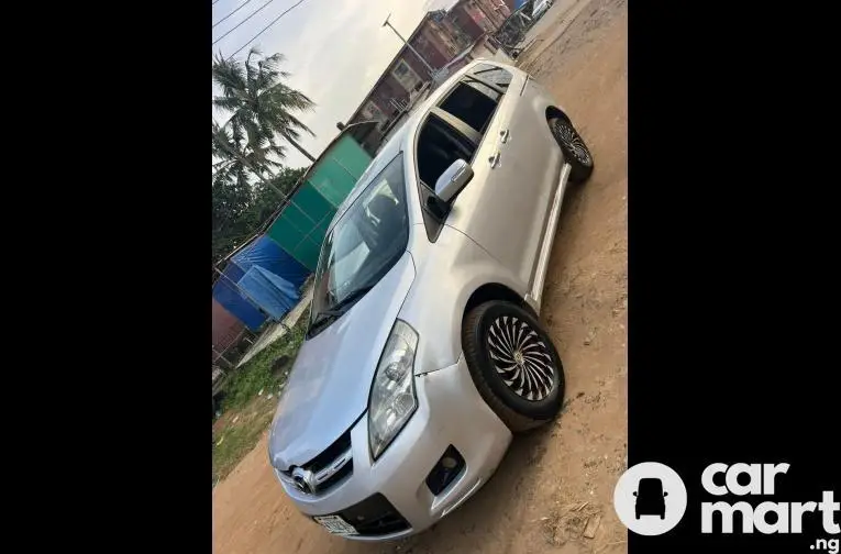 Clean Registered Mazda MPV 2009