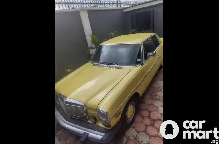 1974 Mercedes Benz 280c