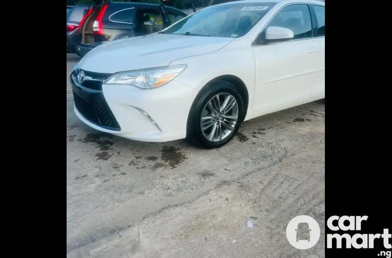 Used Toyota Camry Sport 2015