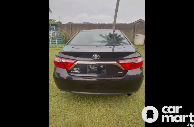 2016 Toyota Camry Foreign Used - 5