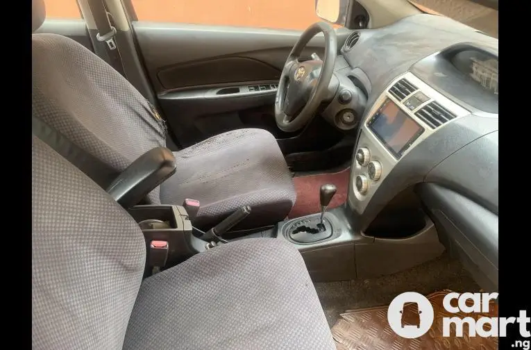 Neatly used 2008 Toyota Yaris